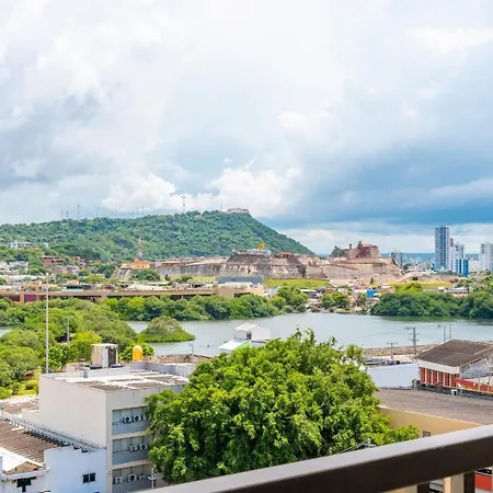 Stylish Duplex Loft - Panoramic Rooftop Pool * Cartagena